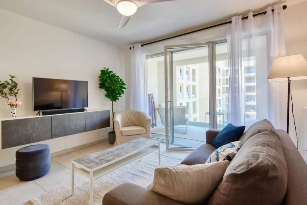 Апартаменты Le Fonction, Meuble 4 Etoiles, Avec Parking Boxe Экс-ан-Прованс Экстерьер фото