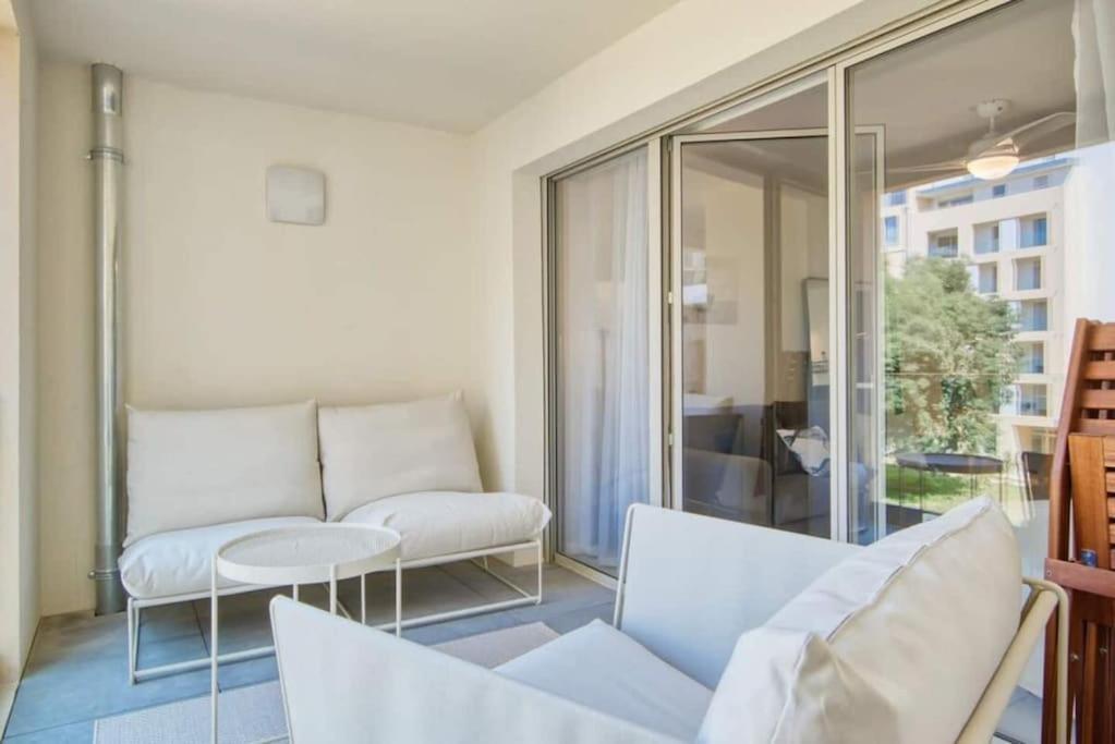 Апартаменты Le Fonction, Meuble 4 Etoiles, Avec Parking Boxe Экс-ан-Прованс Экстерьер фото